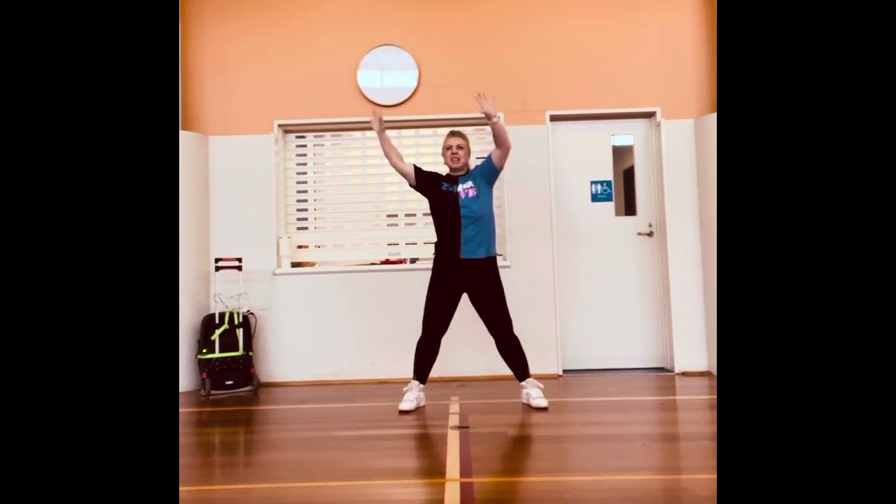 Zumba Gold 🧡. 🎵 I Came Here to Party. Zin 45 and Zin Now. Zumba original. 