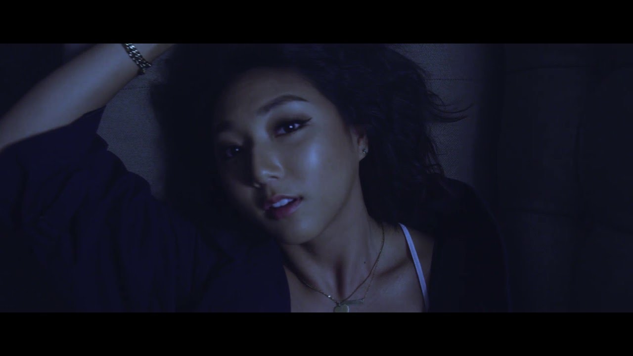 CLARA - Electric (Official Video)