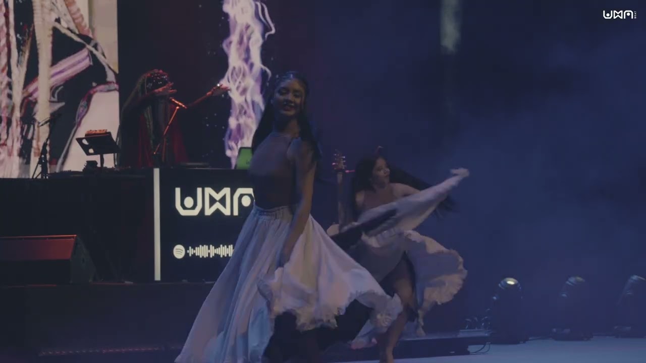 El forastero - UMA BEAT (Teatro Benjamín Carrión)