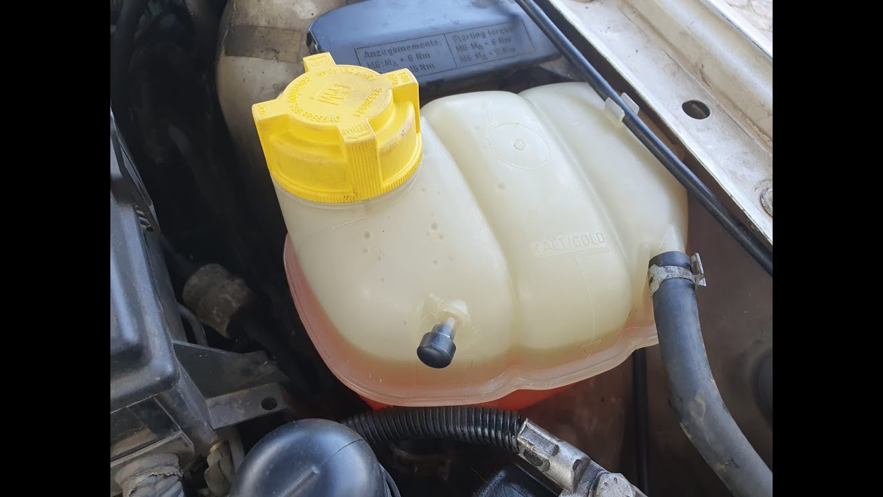 TROCAR RESERVATÓRIO ÁGUA VECTRA, LIGAR O SENSOR DE NIVEL E SEM PERDER O ADITIVO.