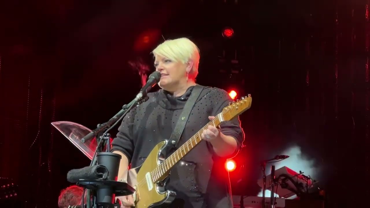 The Chicks - Not Ready To Make Nice - Live In Toronto 2023