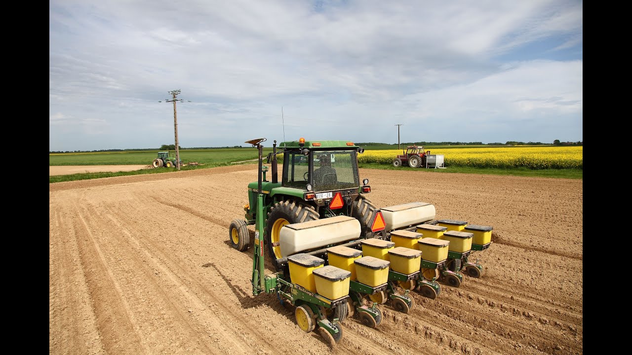 Semis maïs 2012 John Deere 8210, 4240 & MaxEmerge 2 - corn seeding