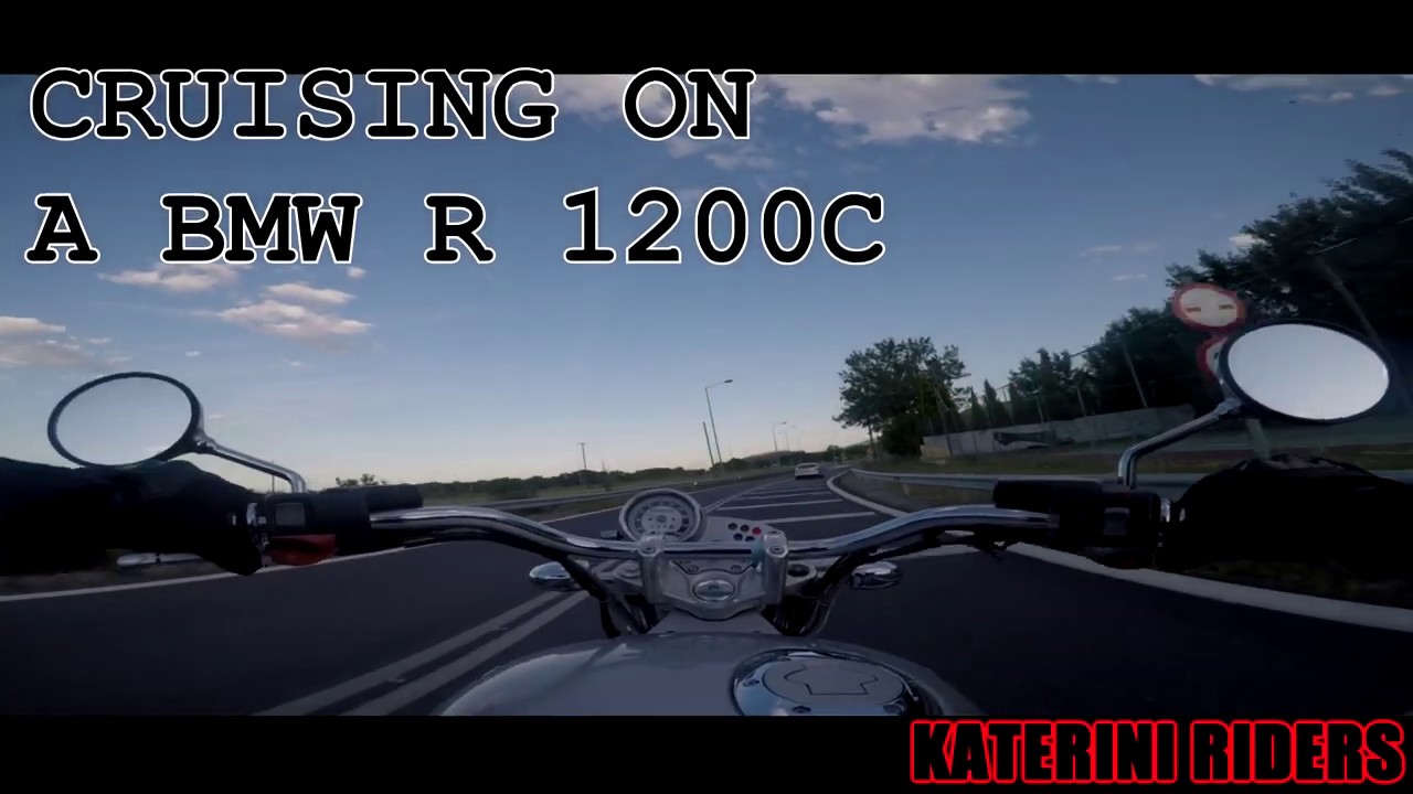 BMW R 1200 C cruising