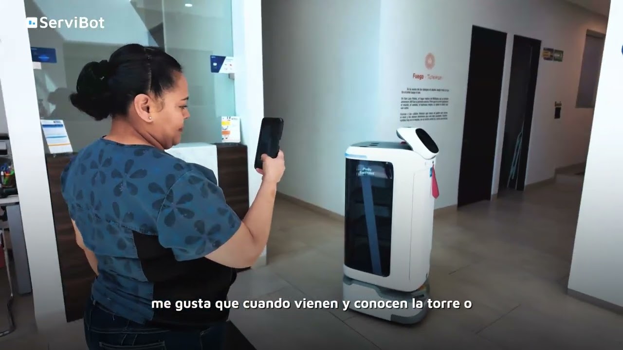 El robot que entrega medicamentos y sorprende a los pacientes en Clinica Mara'akame 💊🤖