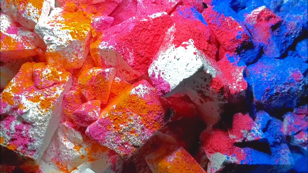 102 Blocks of Gym Chalk  Crunchy Crush  Ader  Bsn. A POWDERY MESS. @APowderyMess