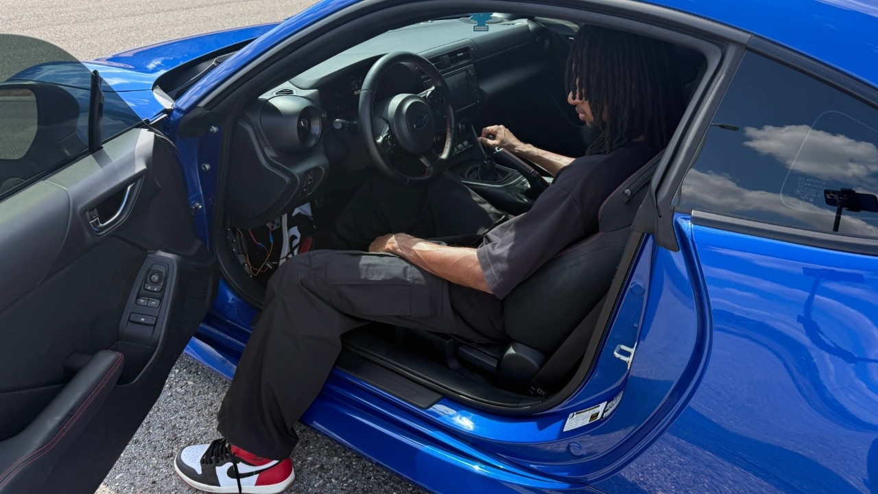 How to drive a manual car.