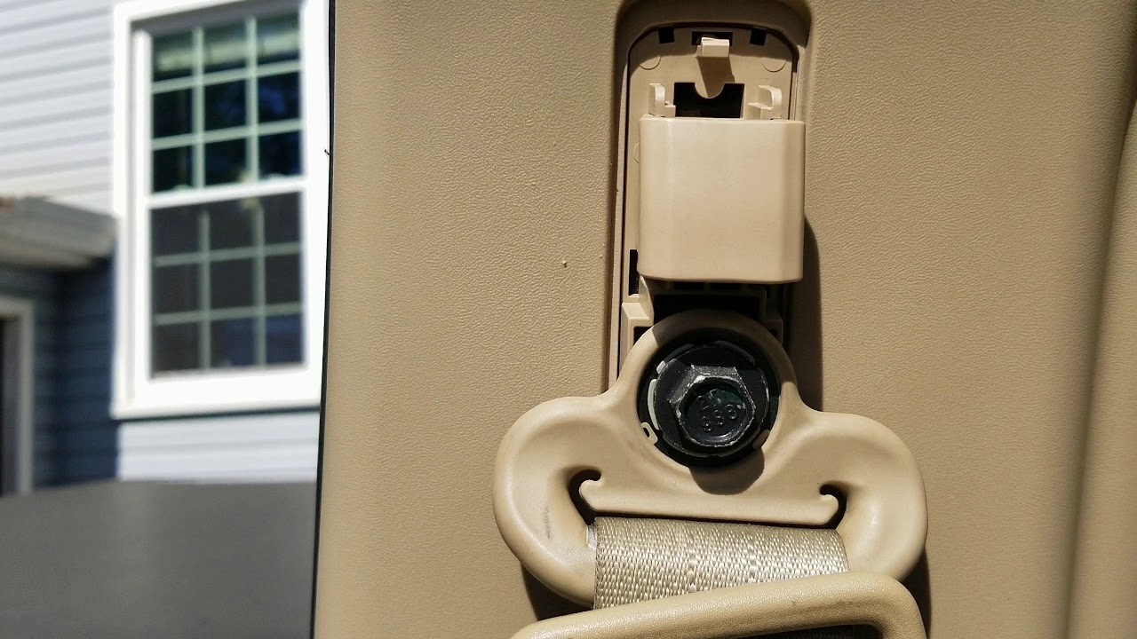 How to remove back door panel on a 04-13 Nissan Titan King Cab