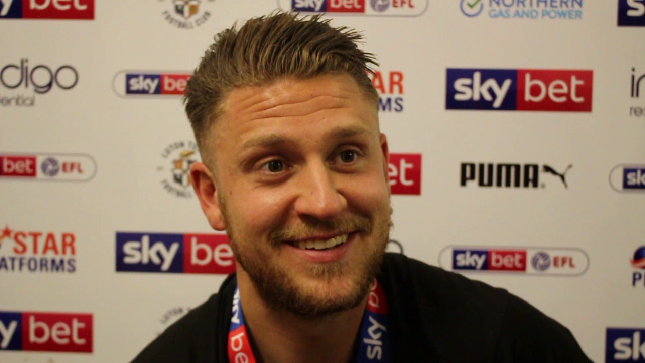 George Moncur after his double helped seal the title! #COYH