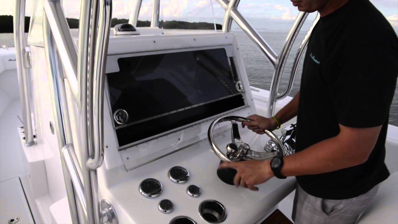 2014 SeaHunter Tournament 32 w/ (2) Two Mercury 300 Verados