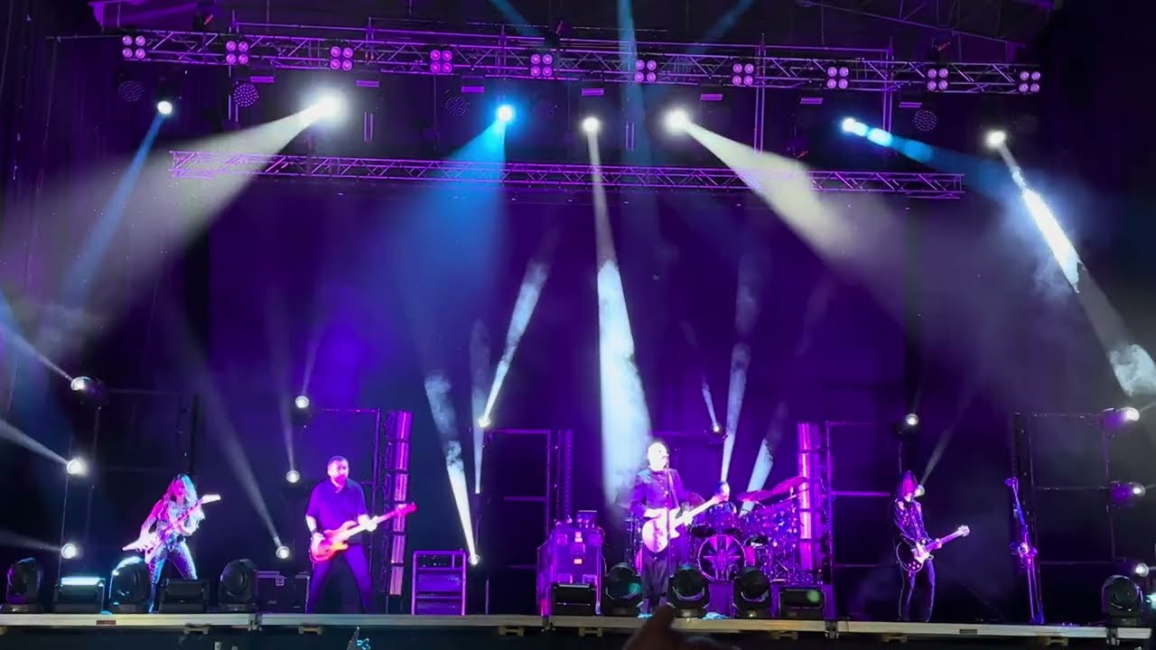 The Smashing Pumpkins - Cherub Rock + Zero (Fauna Primavera 2024)