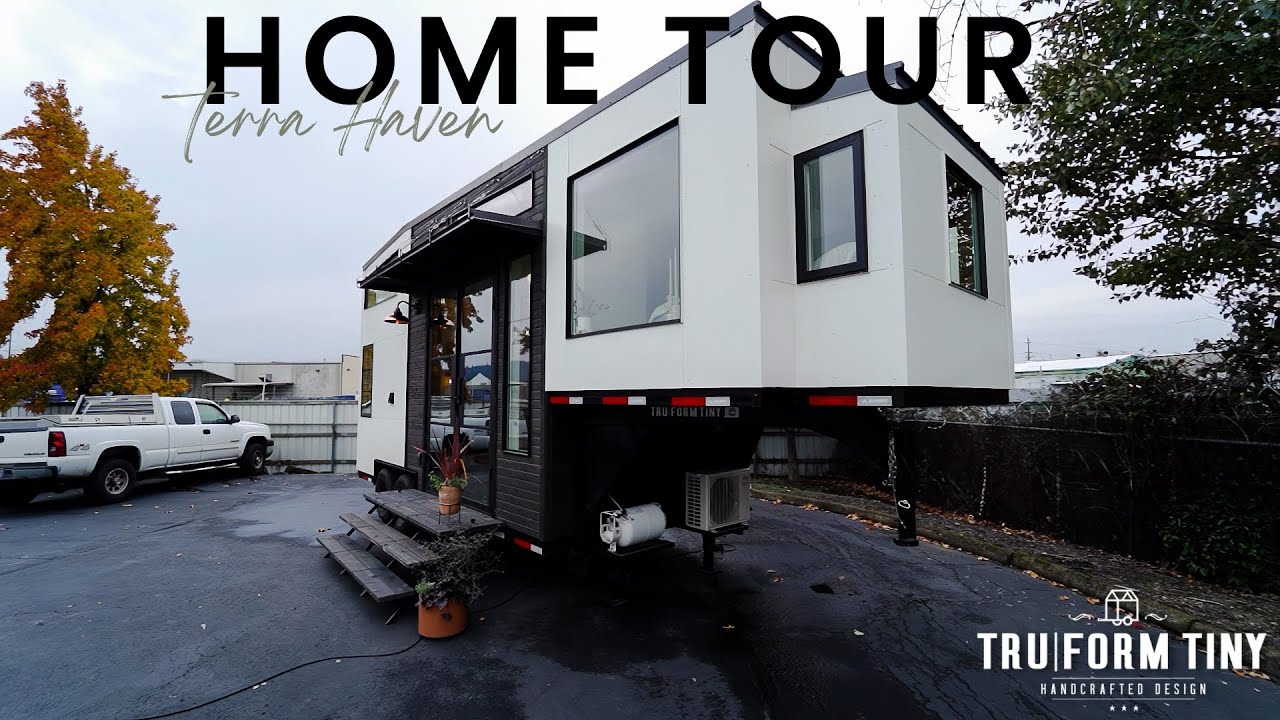 100% OFF GRID ULTRA MODERN TINY HOME