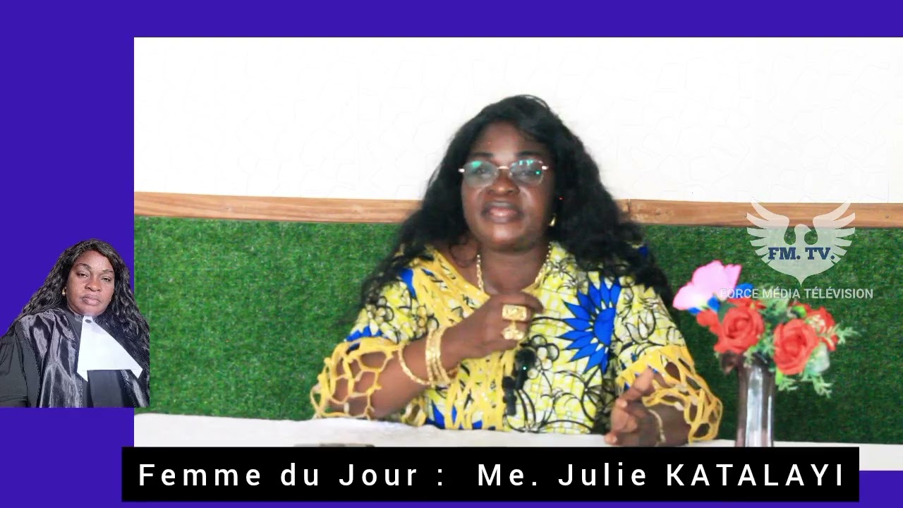 Cl&ocirc;tur&eacute;  du  mois de la Femme. 