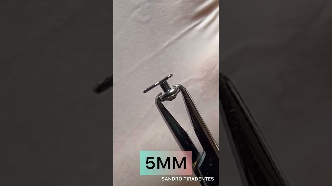 MICRODERMAL E AS PINÇAS UTILIZADAS