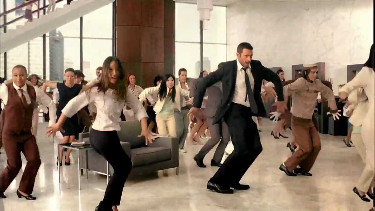 Liptons Ice Tea - Hugh Jackman (танец в отеле)