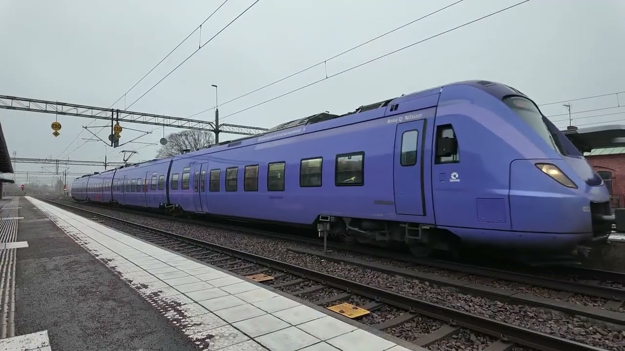 Tåg i Kävlinge, en sväng på Kävlinge station.