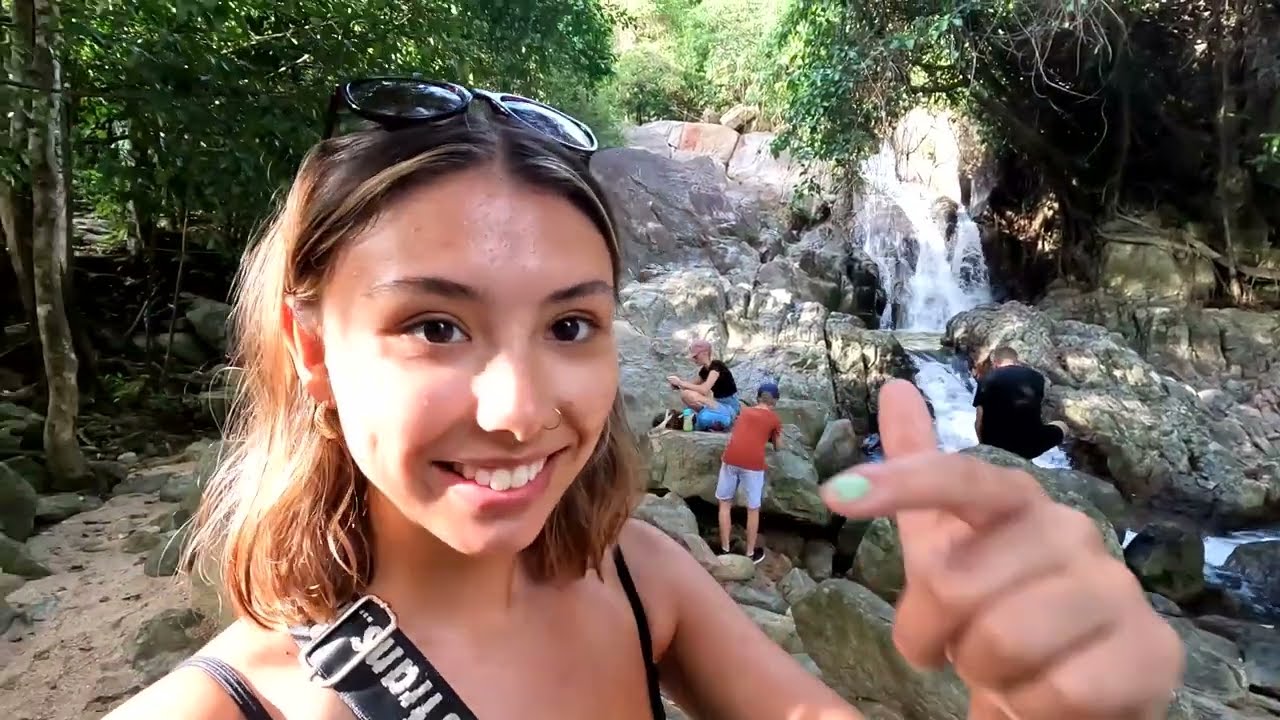 EXPLORING KOH SAMUI ON A MOPED | Waterfalls, Temples & More - Thailand Vlog #2