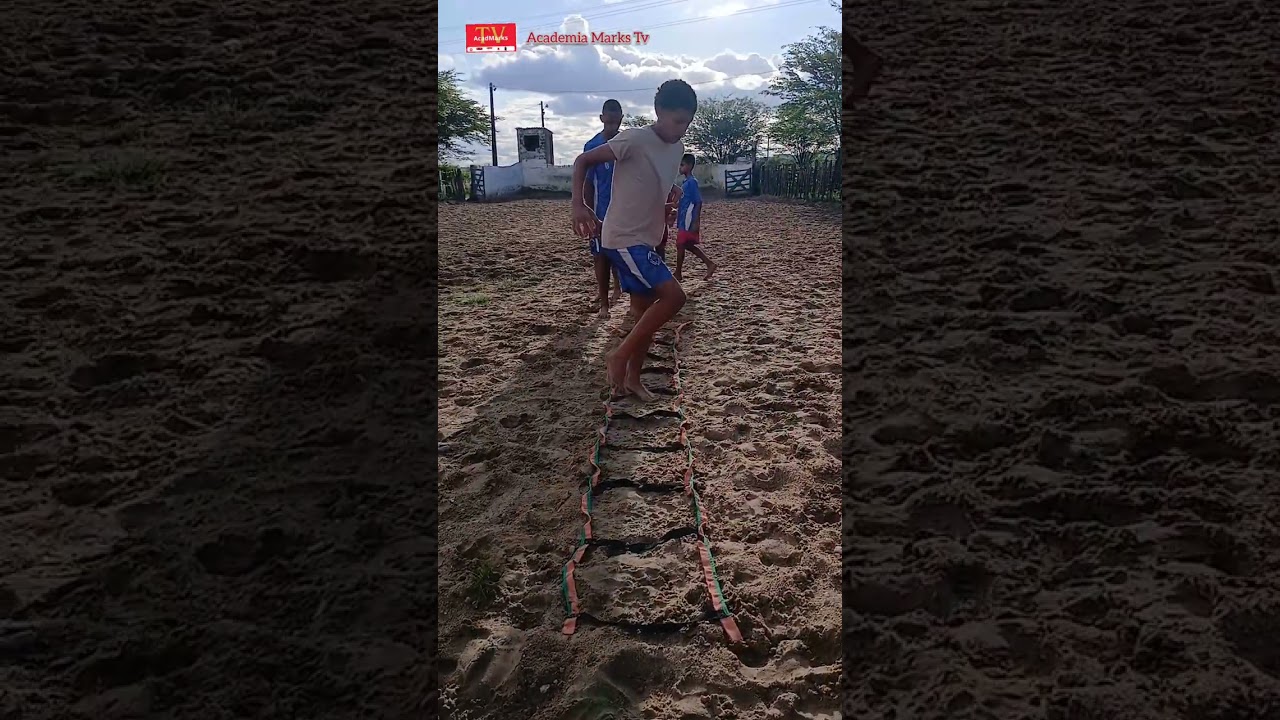Treino Funcional Soccer - Academia Marks 