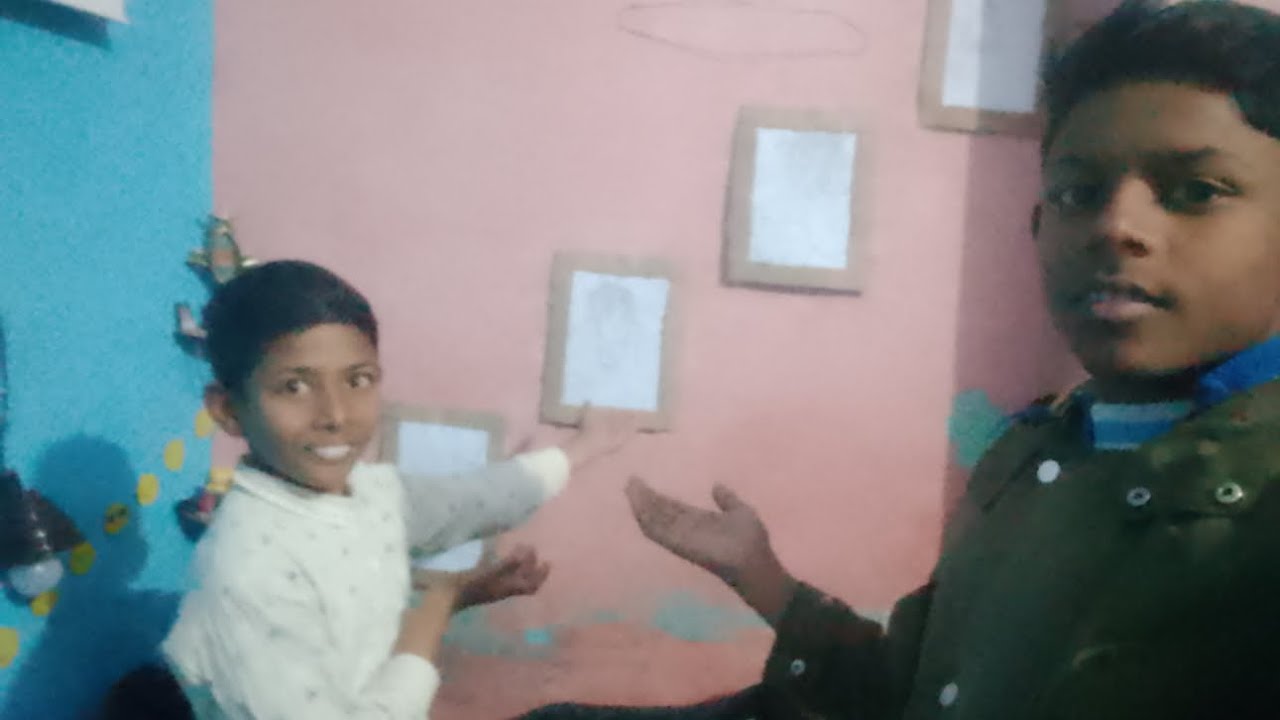 Jo ghar per drawing ki thi uske banae frame