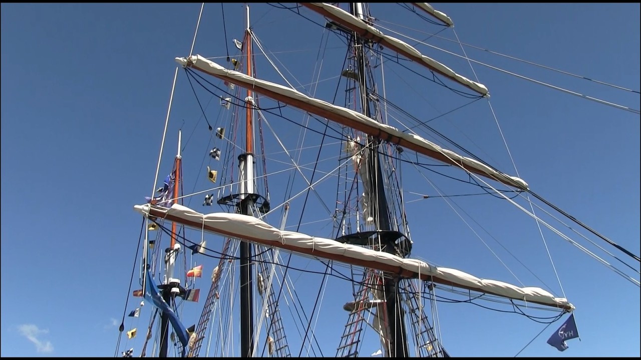 Tall Ships - Big Crowds (2013)