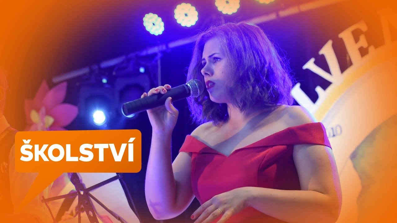 ŠKOLSTVÍ | Absolventský ples ZŠ, ZUŠ Jesenice