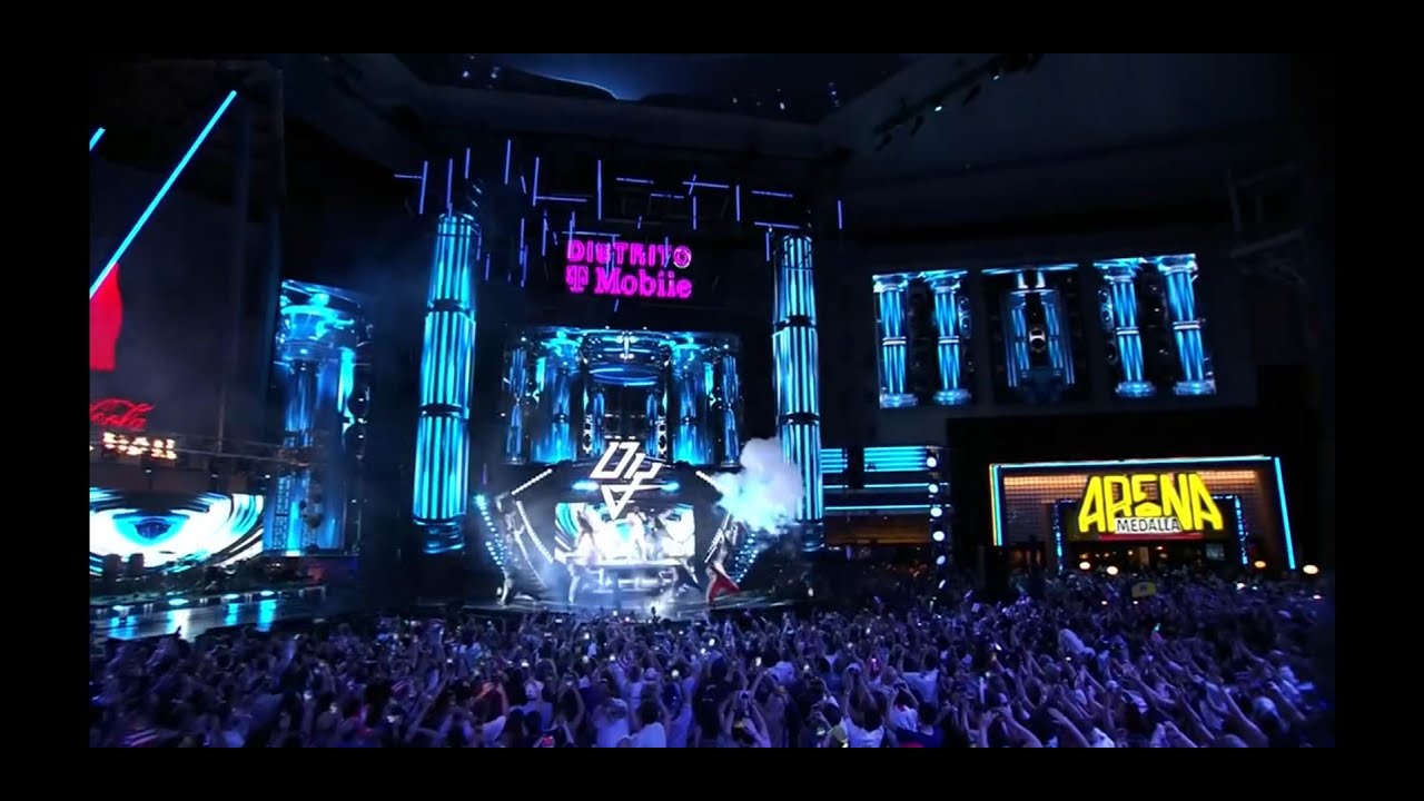 2026 - Daddy Yankee | Distrito T-Mobile | HAPPY NEW YEAR
