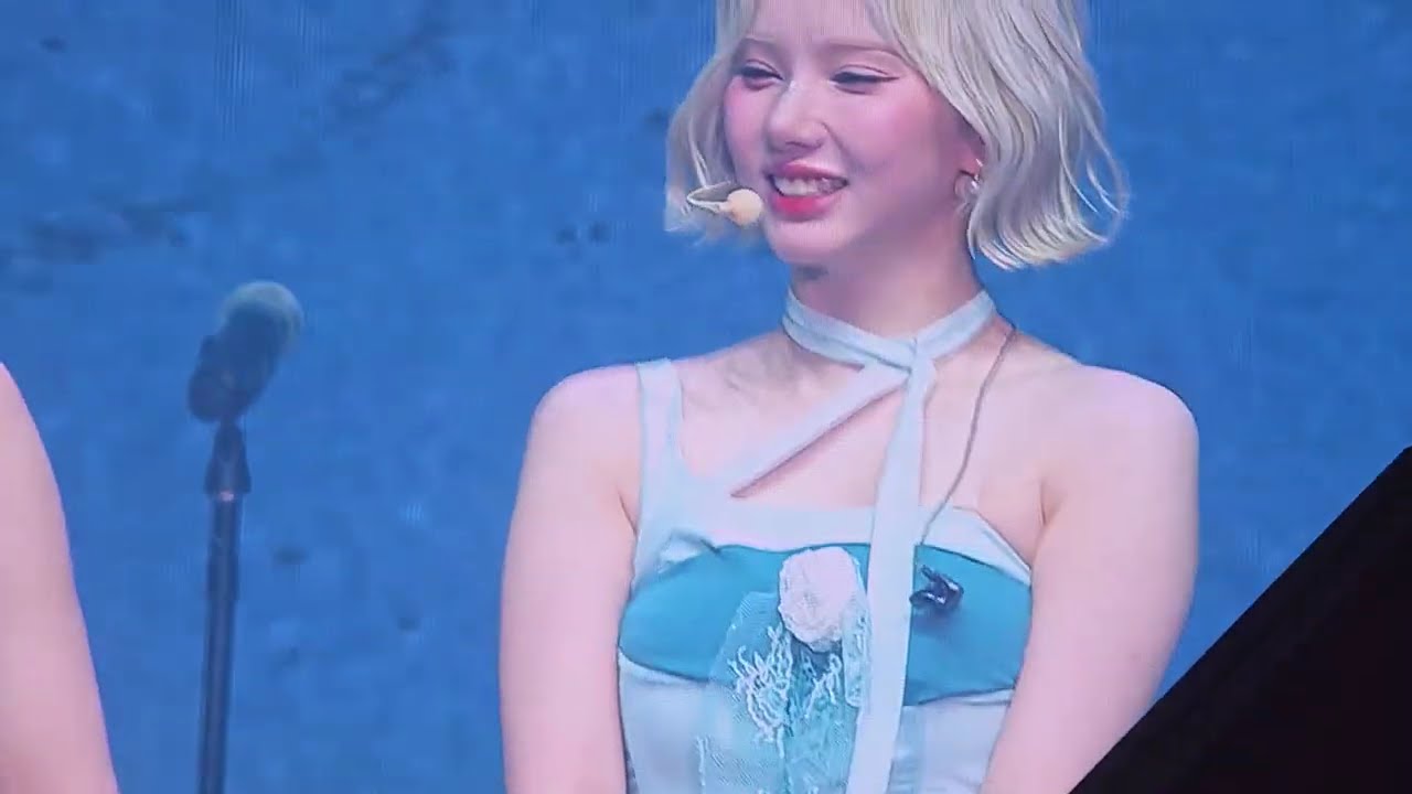 비비지 서울 투어콘서트 1일차 VIVIZ - Pull Moon