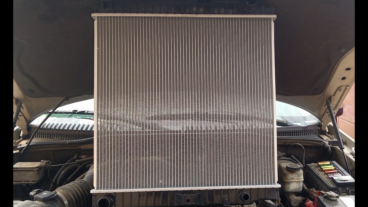 2003-2005 Lincoln Aviator Radiator Replacement (V8 4.6L)