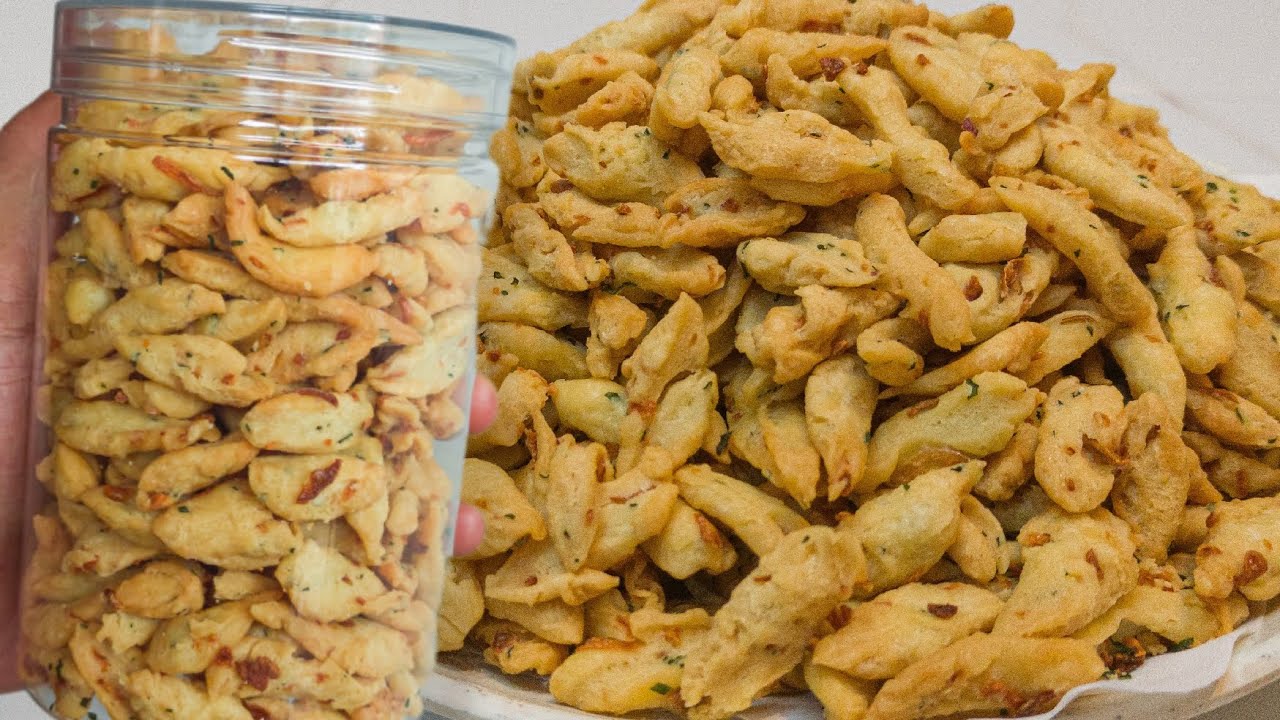 RESEP KUE BAWANG GUNTING! ISIAN TOPLES LEBARAN YANG ENAK, RENYAH DAN GURIH!