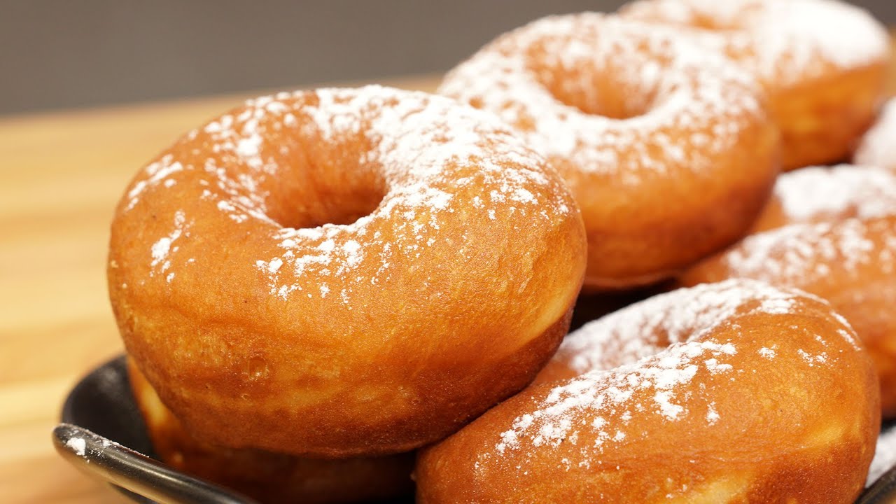 Delicious DONUTS. Airy like a CLOUD / Soft and FLUFFY DONUTS. Easy recipe