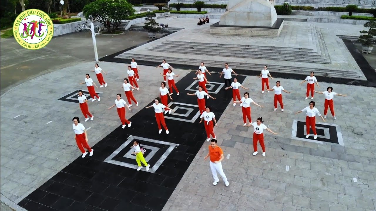 Nhảy Shuffle dance đồng diễn trên nền nhạc Nga sôi động/CLB Nhịp điệu cuộc sống-Bắc Giang/0983196968