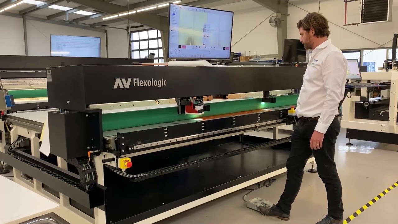Flatmount - Corrugated Postprint Mounter | Instructional video | AV Flexologic