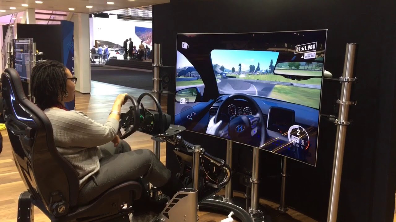 Hyundai simulator at NAIAS 2018