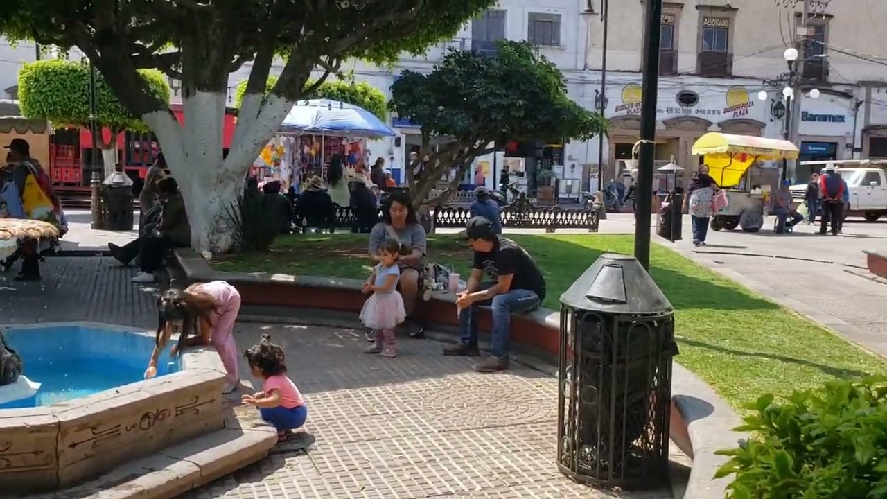 Puruandiro PURUANDIRO vueta a la plaza centro de Puruandiro 