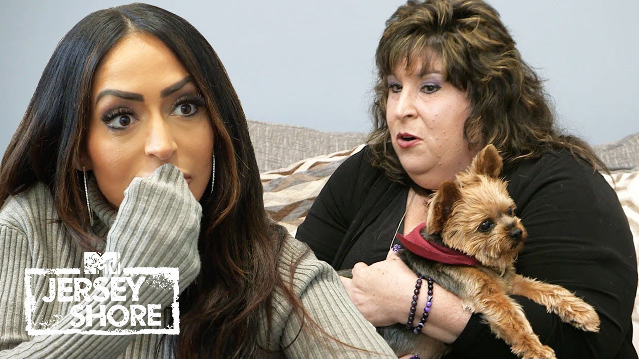 Angelina, The Pet Psychic, & The "Blessification" of The Situation | Jersey Shore: Family Vacation