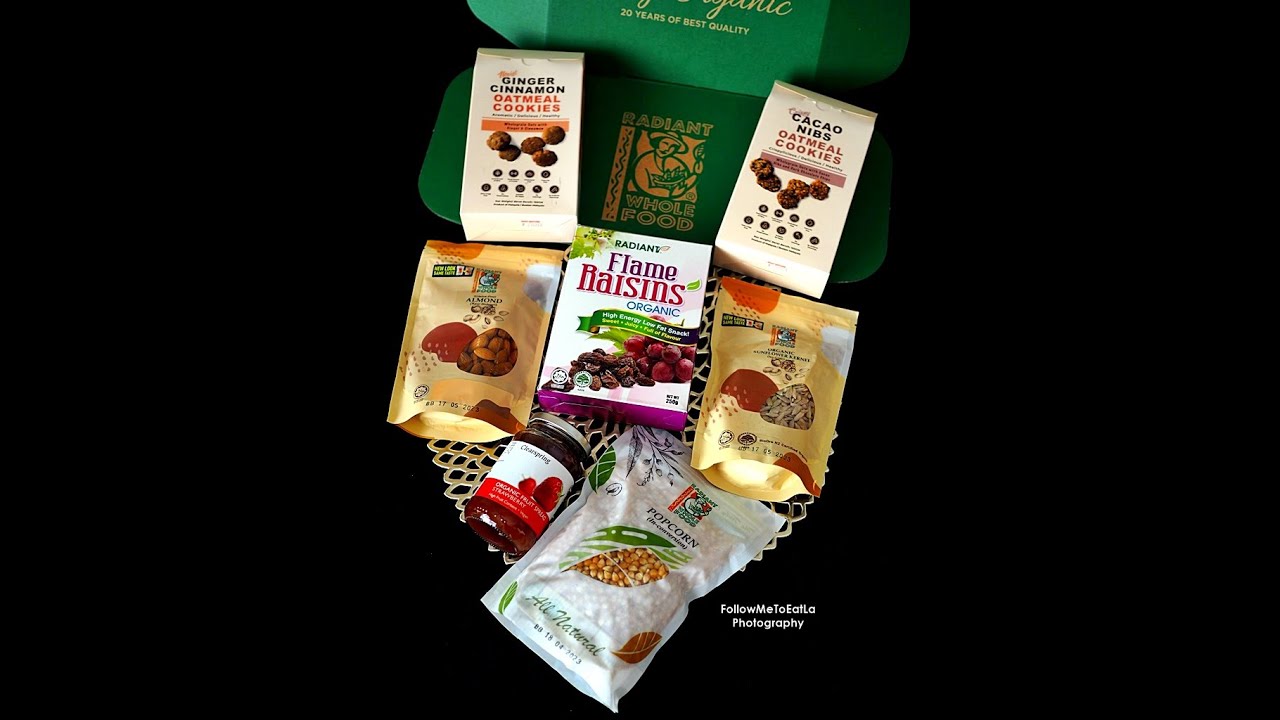 BEST CHRISTMAS GIFT BOX BY RADIANT WHOLE FOOD
