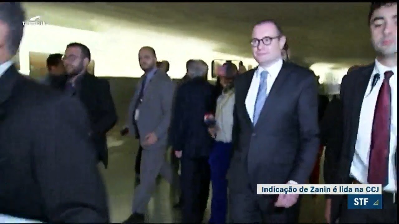 Sabatina de Zanin, indicado para o STF, ser&aacute; na pr&oacute;xima quarta; relat&oacute;rio foi lido na CCJ