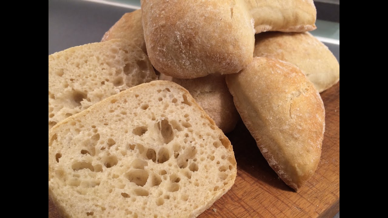 Sådan laver man lækkert italiensk ciabatta brød