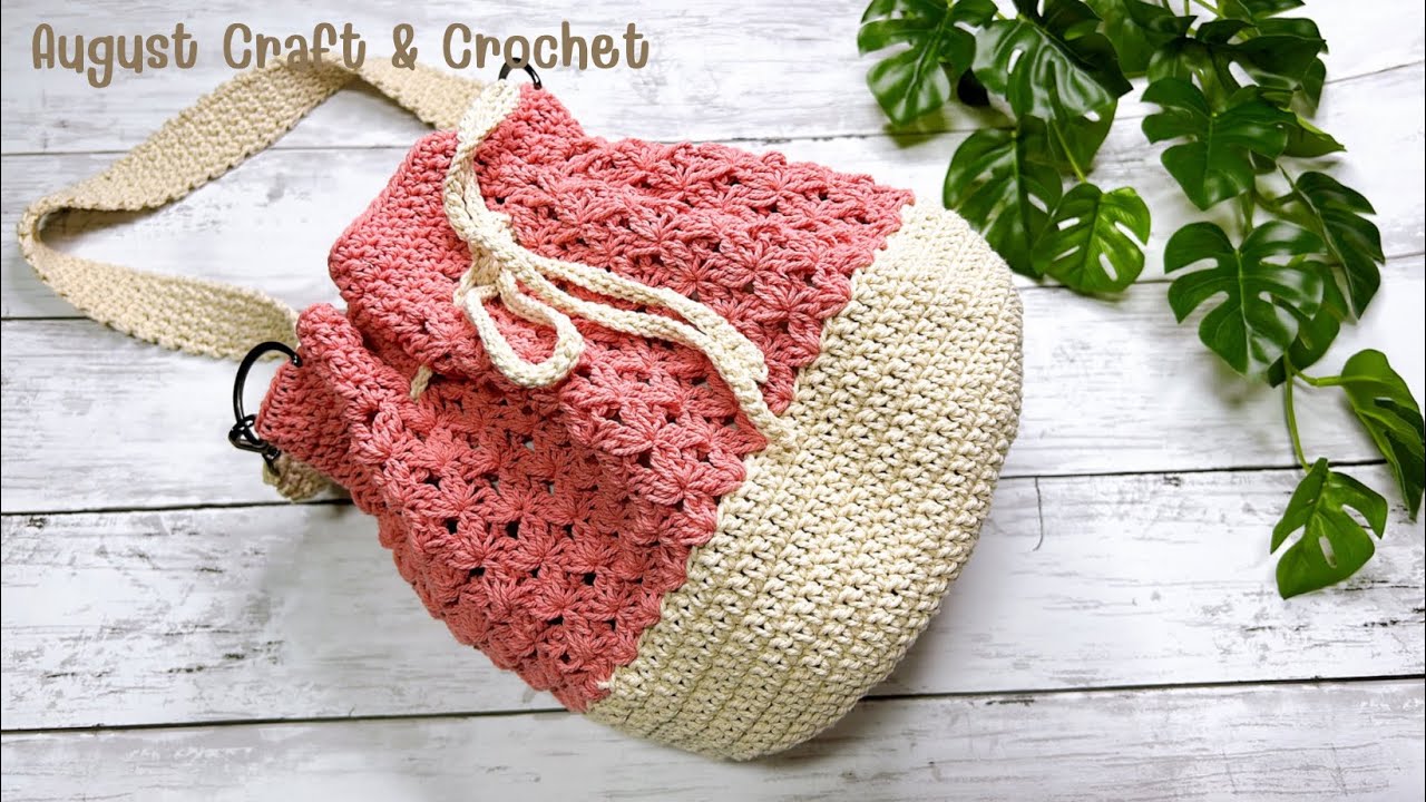 This is an everyday bag.  You will love this bag. How to Crochet Bucket Bag .