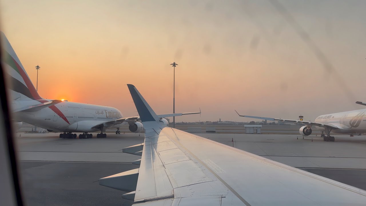 LANDING in Bangkok VIETNAM AIRLINES - Airbus A321-200