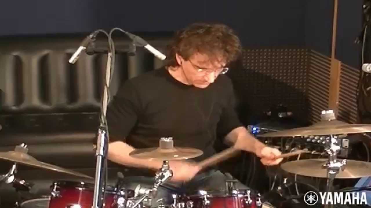 Zig-Zag - Stoyan Yankoulov ' 2015 - YAMAHA Live Custom