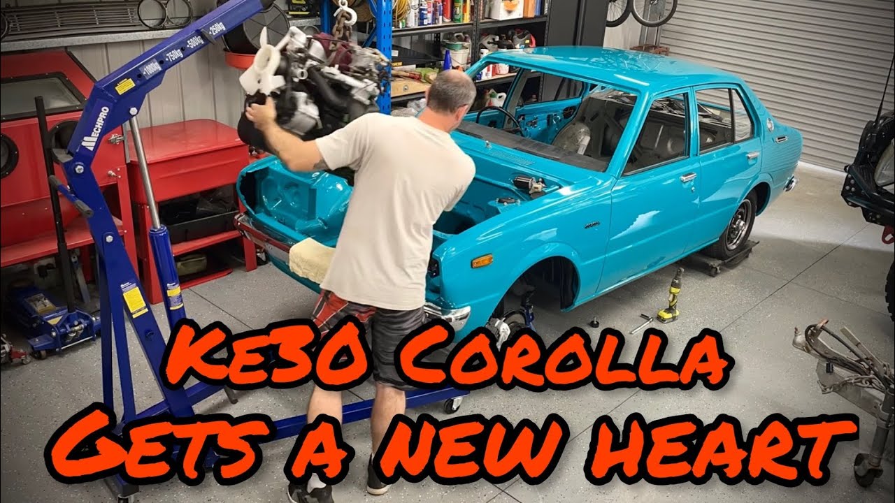 Ke30 Corolla finally gets its freshly rebuilt 3K engine fitted.