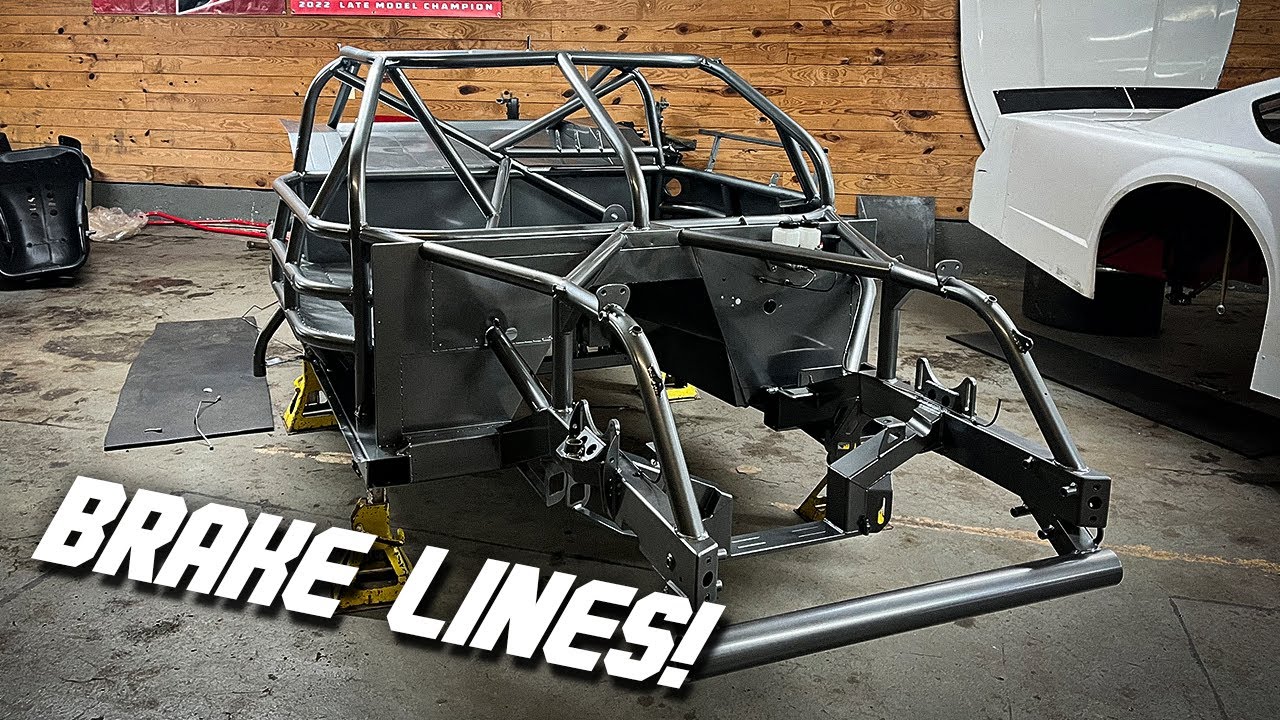 Saturday's are for the boys! Brake lines, Fuel cell, and more progress on our 2023 racecars!