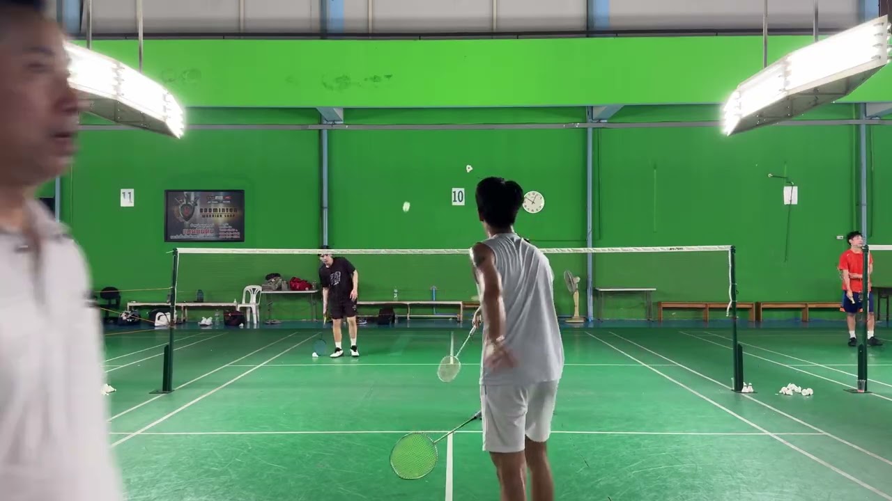 Kantapitt On Tour🚗💨5 | Kan- Moss Vs Bom-Min at #ก๊วนลุงพล @Lex Dee Badminton Court 16.02.2026