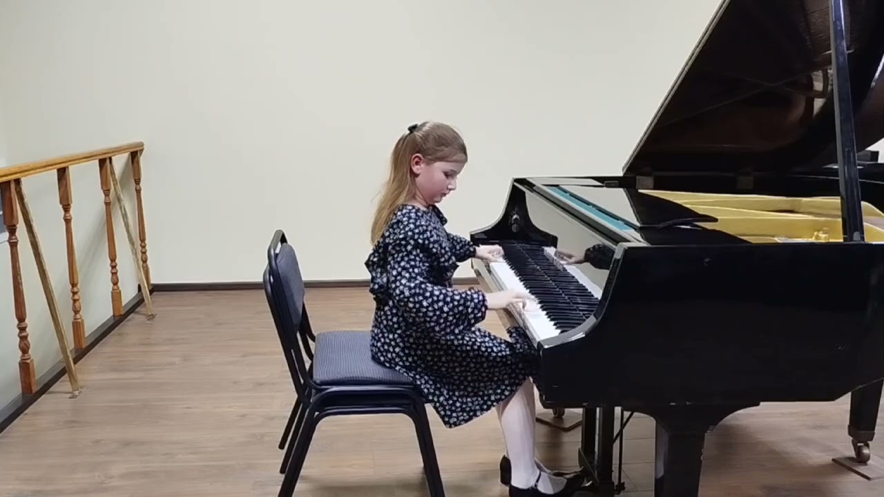 Лариса Іваненко 