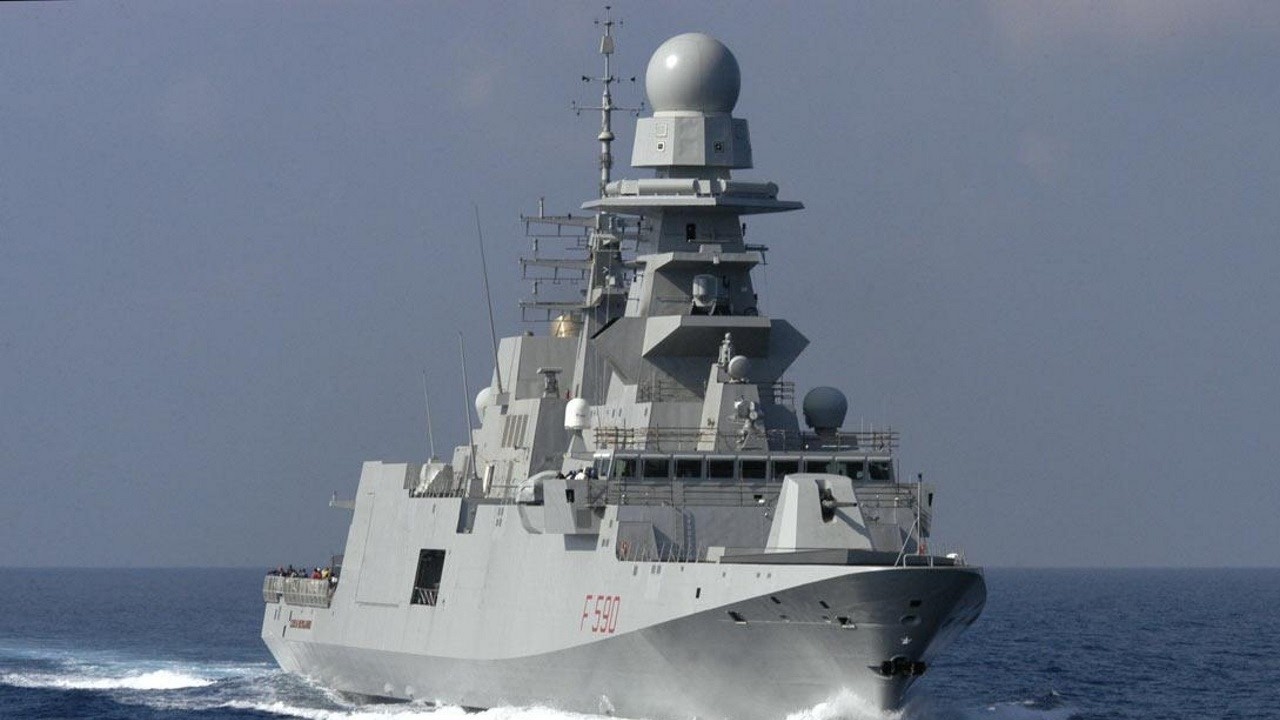 Pourquoi six pays se battent pour cette frégate franco-italienne