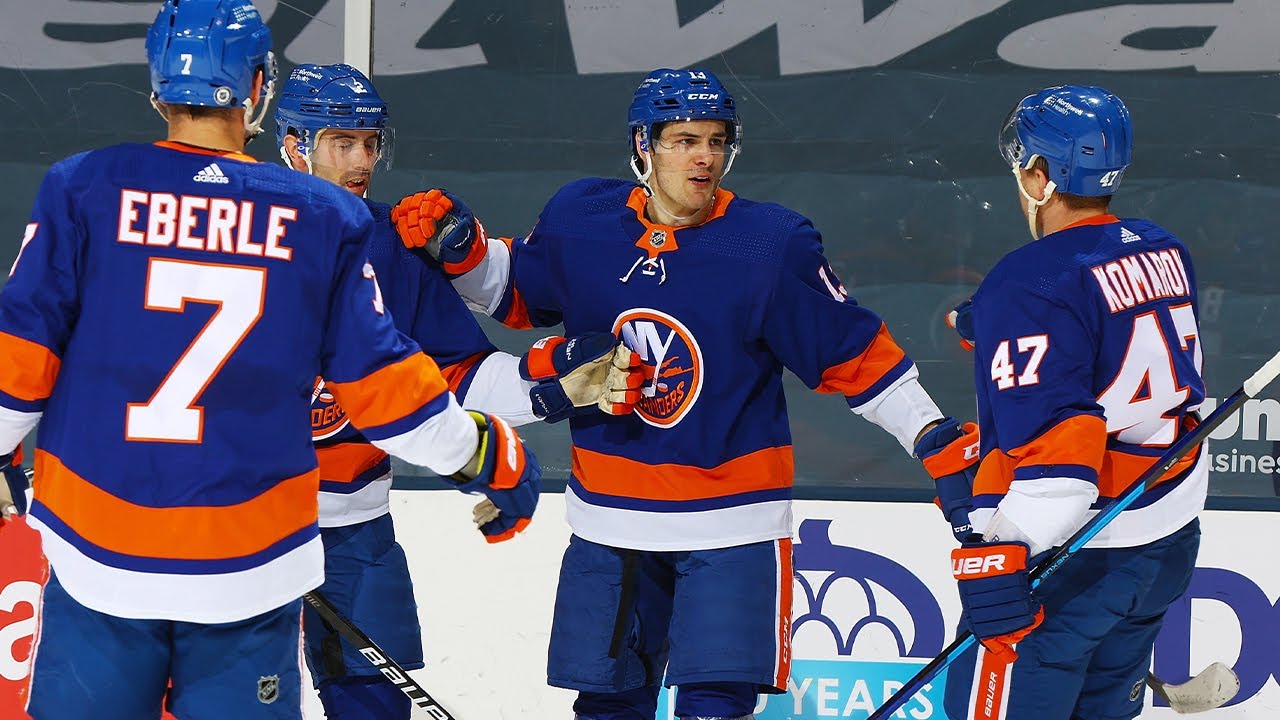 Barzal goes 200 feet for gorgeous coast-to-coast goal