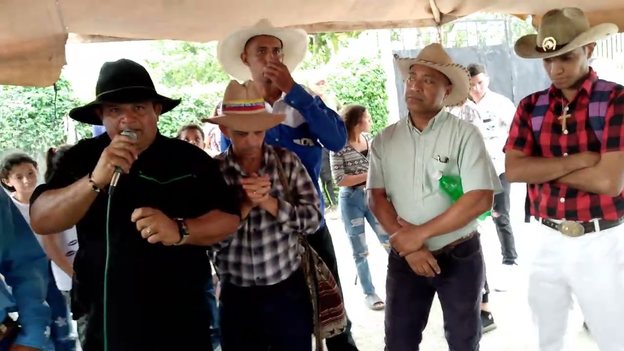 Los buenos somos poco