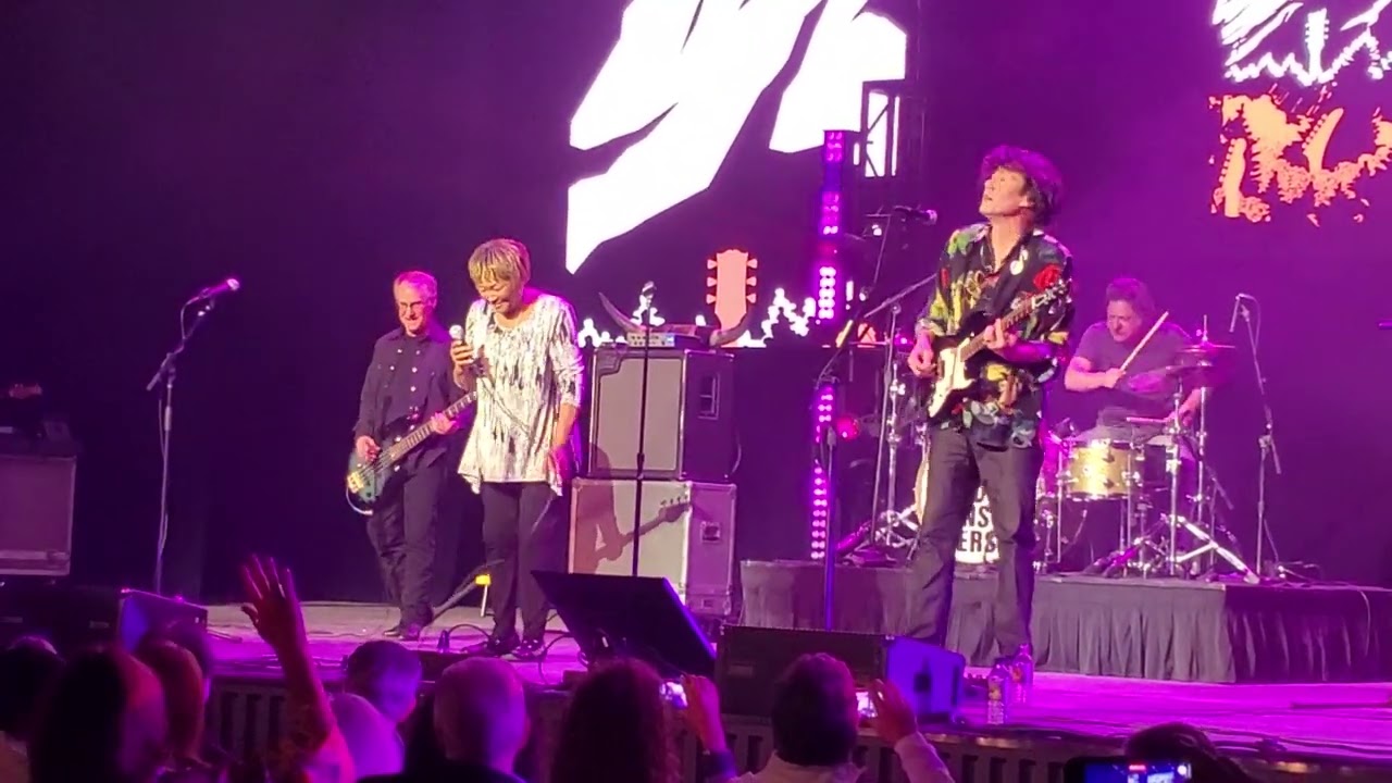 Big Head Todd and the Monsters / Hazel Miller - It's Alright - Broadmoor, CO Jan 17, 2026