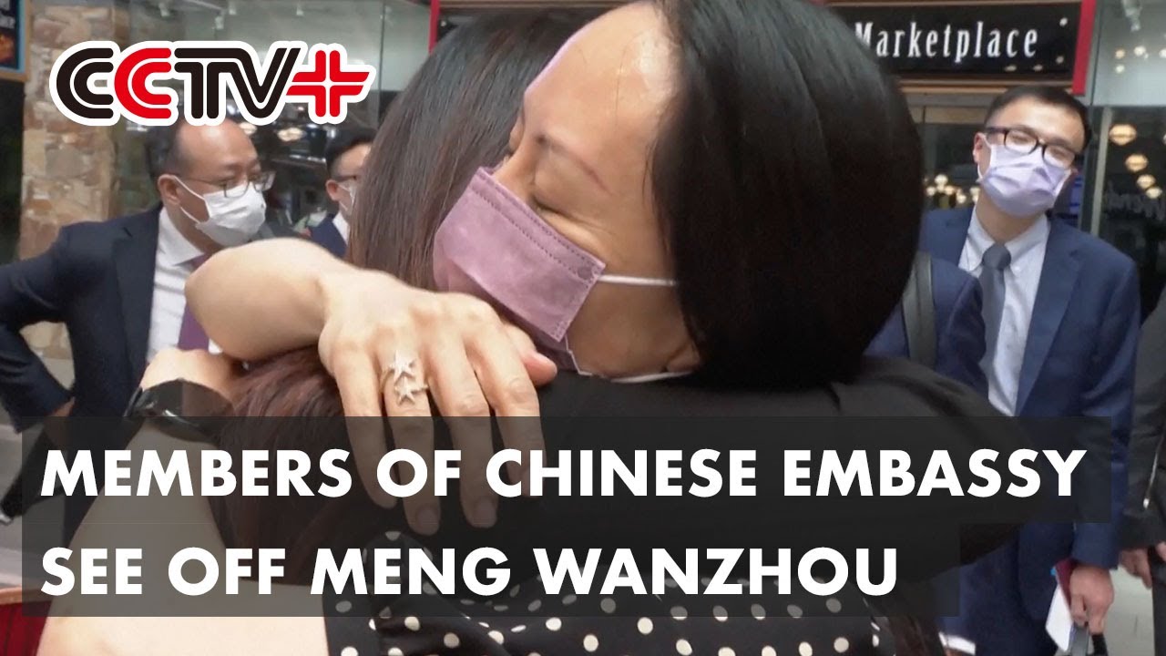 Members of Chinese Embassy See off Meng Wanzhou at Vancouver Airport