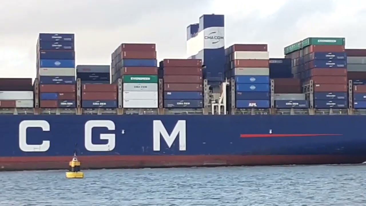 WORLD'S BIGGEST CONTAINERSHIP | MEGA TRANSPORTS | CMACĢM VASCO DE GAMA